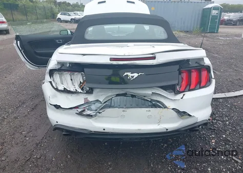 2022 Ford Mustang Ecoboost Premium z USA, uszkodzony, nr VIN 1FATP8UH3N5104988